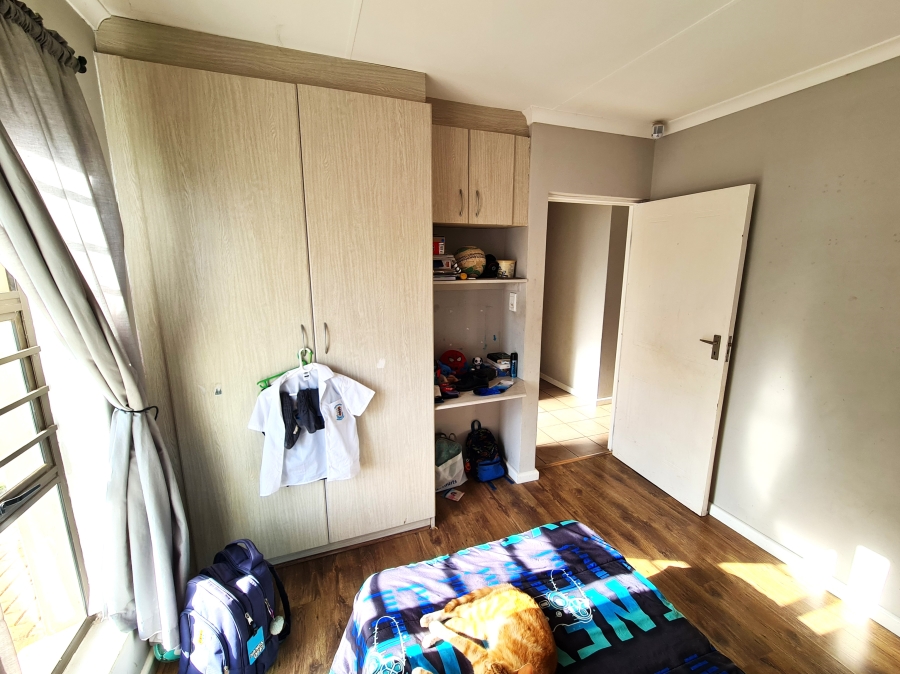 4 Bedroom Property for Sale in Noorsekloof Eastern Cape